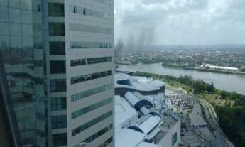 Imagem 3: Oportunidade única no Empresarial Rio Mar Trade Center: Sala comercial à venda ou locação