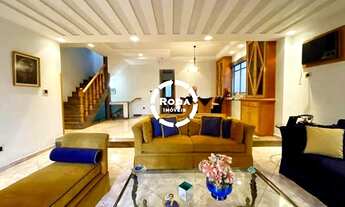 Imagem: Magnífica Casa à Venda em Santos-SP, Bairro