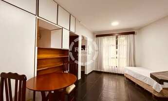 Imagem 3: Flat de Luxo à Venda em São Vicente-SP, Itararé: 1 Quarto, 1 Sala, 1 Banheiro, 1 Vaga de G