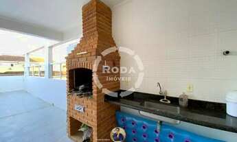 Imagem 2: Imperdível: Casa à venda em Santos-SP, no Embaré, com 5 quartos, 3 suítes, 3 salas e muito