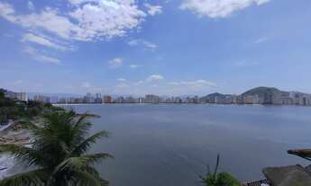 Imagem 3: Casa de Luxo com 3 Suítes e 4 Vagas no Parque Prainha, São Vicente-SP: Imperdível Oportuni