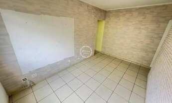 Imagem 2: Apartamento à venda em Santos-SP no bairro Campo Grande com 2 quartos, 1 sala, 1 banheiro