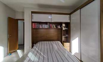 Imagem 7: Imperdível Casa à Venda em Santos-SP, no Gonzaga, com 3 Quartos, 3 Suítes, 2 Salas, 6 Banh