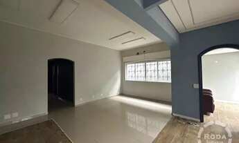 Imagem 4: Excelente Oportunidade de Locação: Casa com 3 Quartos e 1 Suíte no Embaré, Santos-SP!