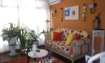 Imagem 2: Imperdível oportunidade! Apartamento de 4 quartos com suíte e 2 vagas de garagem em Icaraí