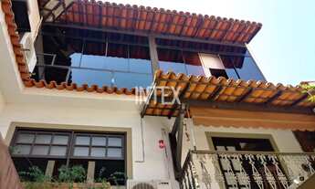 Imagem 2: Magnifica casa triplex com anexo à venda em Santa Rosa, Niterói-RJ