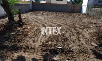 Imagem 4: Excelente terreno plano em rua residencial, asfaltada, próximo ao Shoping Itaipu Mult Cen