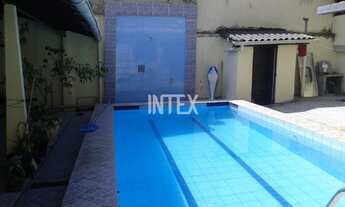 Imagem 3: Imóvel de Luxo em Itaipu: Casa com 4 quartos, 2 suítes, 2 salas, 4 banheiros e 272m² - Nit