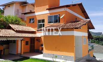 Imagem: Casa em Condomínio de Luxo à Venda em