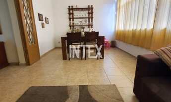 Imagem 2: Conjuto de casas( térreo e sobrado) para venda no Fonseca em um excelente localização