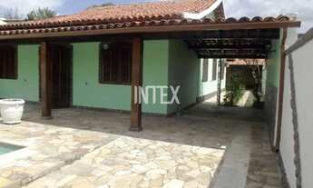 Imagem 2: Imperdível casa de 4 quartos com suíte em Piratininga, Niterói-RJ: 221,60m², 2 salas, 3 ba