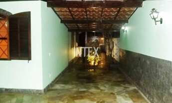 Imagem 3: Imperdível casa de 4 quartos com suíte em Piratininga, Niterói-RJ: 221,60m², 2 salas, 3 ba