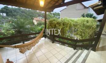 Imagem 2: Casa com 3 Quartos para Venda em Pendotiba