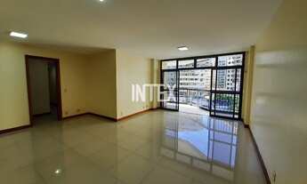 Imagem 2: Imperdível oportunidade! Apartamento de luxo em Icaraí-RJ com 4 quartos, 2 suítes e 150m²