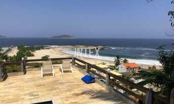 Imagem: Casa à venda em Niterói-RJ, Piratininga