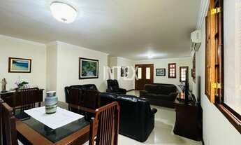 Imagem 7: Casa de luxo em condomínio, 4 quartos, 2 suítes, 2 salas, 4 banheiros, 2 vagas na cidade d