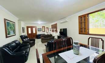 Imagem 6: Casa de luxo em condomínio, 4 quartos, 2 suítes, 2 salas, 4 banheiros, 2 vagas na cidade d