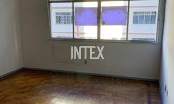 Imagem: Aptº amplo. Vazio. 2 quartos, sala, cozinha