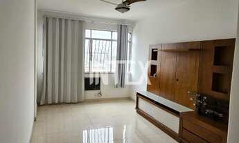 Imagem 2: Apartamento Charmoso e Reformado, com 2 quartos à venda no Fonseca, Niterói-RJ