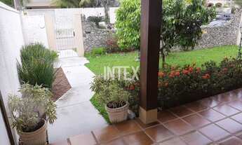 Imagem 3: Imperdível: Casa à venda em Camboinhas, Niterói - RJ, com 3 quartos, 1 suíte, 2 salas, 3 b