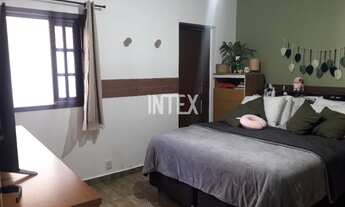 Imagem 6: Casa de Luxo à Venda em Piratininga, Niterói-RJ: 3 Quartos, 1 Suíte, 1 Sala, 3 Banheiros