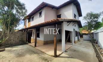 Imagem 7: Imponente residência de 4 quartos no Engenho do Mato, Niterói-RJ: 1 suíte, 1 sala, 4 banhe