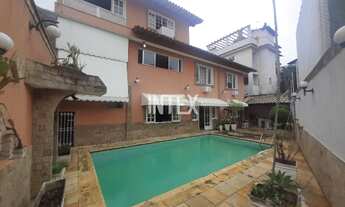 Imagem: Casa de Luxo à Venda em Niterói-RJ, São