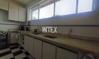 Imagem 7: Casa de Luxo à Venda em Niterói-RJ, São Francisco: 5 Quartos, 2 Suítes, 3 Salas, 4 Banheir