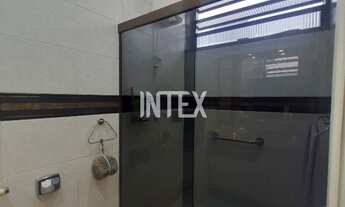 Imagem 16: Casa de Luxo à Venda em Niterói-RJ, São Francisco: 5 Quartos, 2 Suítes, 3 Salas, 4 Banheir