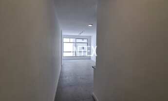 Imagem 3: Apartamento de Luxo para Locação em Icaraí, Niterói-RJ: 4 Quartos, 1 Suíte e 120m² de Pura