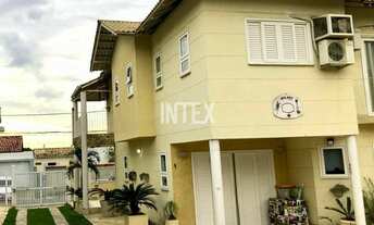 Imagem: Casa de luxo em condomínio em Maravista