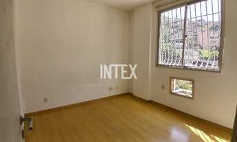 Imagem 7: Apartamento para locação no Ingá, Niterói-RJ: 2 quartos, 1 sala, 2 banheiros, 1 vaga de ga