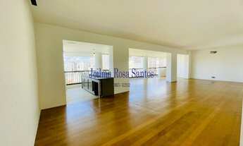 Imagem 5: 3 dormitórios, 3 suíte, 5 banheiro, 4 vagas na garagem, 215M² de Área Construída