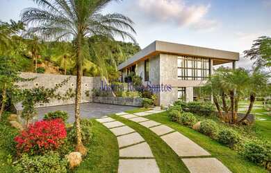 Imagem 7: 4 dormitórios, 4 suíte, 4 banheiro, 4 vagas na garagem, 810M² de Área Construída