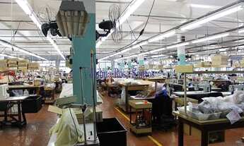 Imagem 2: 19 banheiro, 25 vagas na garagem, 8813M² de Área Construída