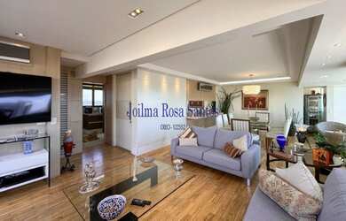 Imagem 4: 3 dormitórios, 3 suíte, 4 banheiro, 4 vagas na garagem, 249M² de Área Construída