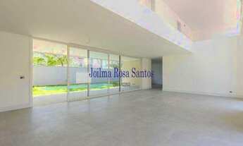 Imagem 6: 4 dormitórios, 4 suíte, 6 banheiro, 4 vagas na garagem, 719M² de Área Construída