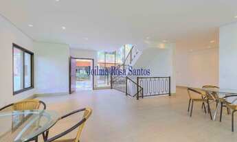 Imagem 6: 4 dormitórios, 4 suíte, 5 banheiro, 4 vagas na garagem, 684M² de Área Construída