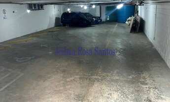 Imagem 7: 6 banheiro, 15 vagas na garagem, 1000M² de Área Construída