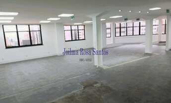 Imagem: 3 banheiro, 1 vaga na garagem, 302M² de