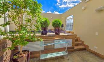 Imagem 4: 4 dormitórios, 4 suíte, 7 banheiro, 8 vagas na garagem, 386M² de Área Construída