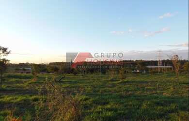 Imagem 2: Sítio para venda em Campinas, em Barão Geraldo, com 62.770 m², topografia plana!