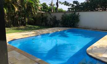 Imagem: Casa com piscina, 3 dormitórios, próximo