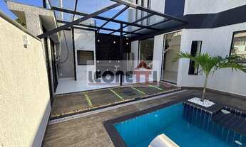 Imagem 2: Casa de Luxo em Condomínio na Vargem Pequena: 4 quartos, 4 suítes, 1 sala, 5 banheiros, 2