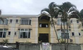 Imagem: Kitinet em condomínio com garagem coberta