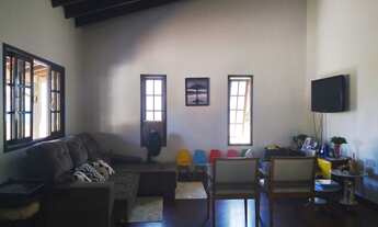 Imagem 3: 2 dormitórios, 1 suítes, 2 banheiro, 1 vaga na garagem, 450M² de Área Construída