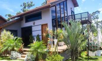 Imagem: 2 dormitórios, 1 suítes, 2 banheiro, 700M²