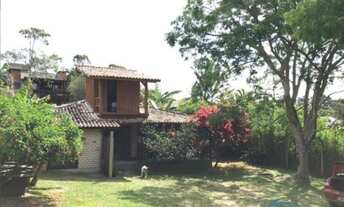 Imagem: 3 dormitórios, 1 suítes, 2 banheiro