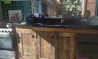 Imagem 2: 4 dormitórios, 1 suítes, 4 banheiro