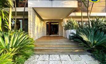 Imagem 2: 10 dormitórios, 10 suíte, 12 banheiro, 949M² de Área Construída, 949M² de Área Total